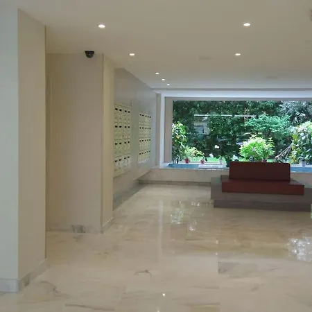 Apartment Proche Croisette Avec Parking Et Climatisation *