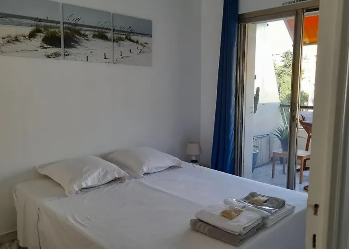 Proche Croisette Avec Parking Et Climatisation *